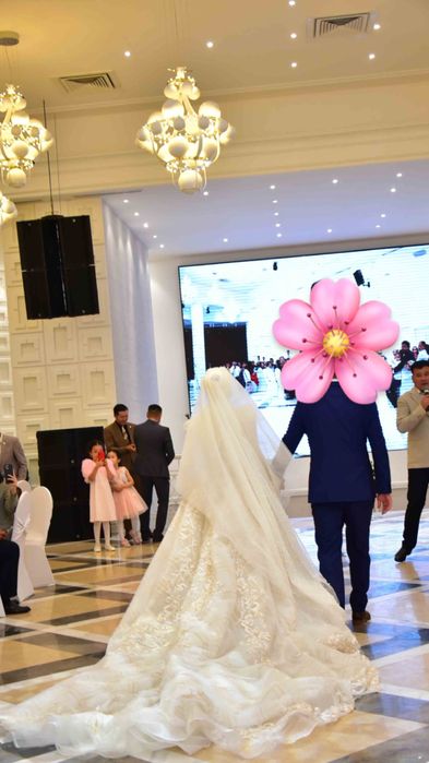 Свадебный платье срочно продам