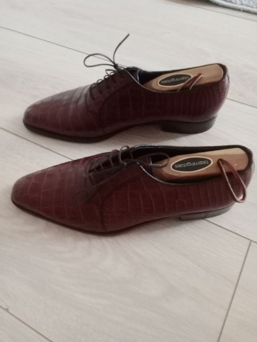 Продам туфли итальянские.