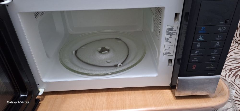 Продам микроволновую печь