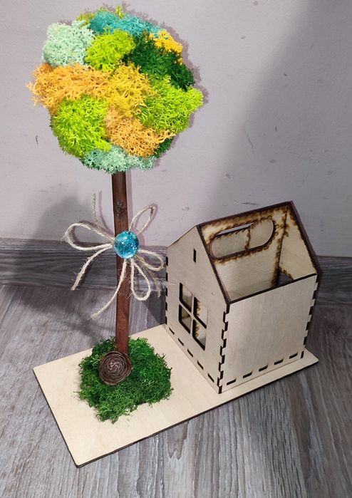 Моливници/табелки и чантички с цветя