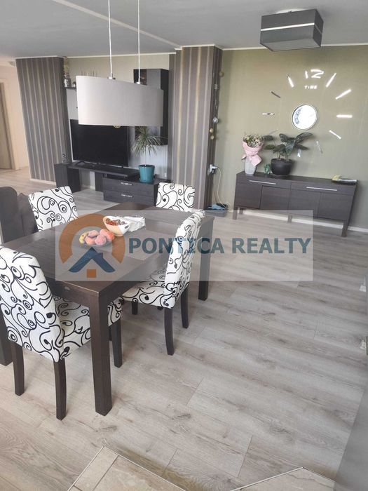 Продава се Многостаен апартамент в Бургас, Лазур - 230 кв.м за 1957 €/кв.м - Снимка #17