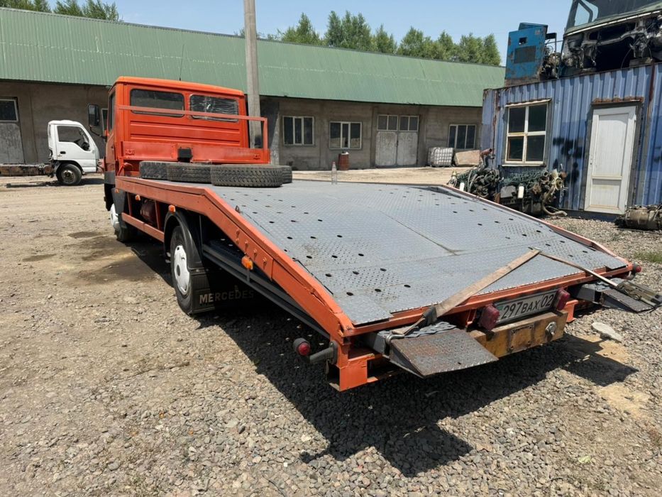 Продам Эвакуатор MERSEDES BENZ 814