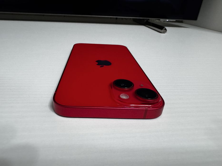 Iphon 14 Red editia limitata