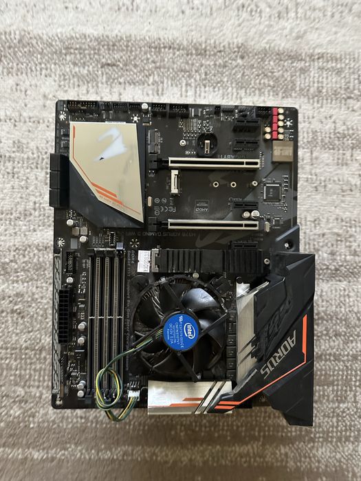 GIGABYTE B360M AORUS gaming 3 LGA 1151