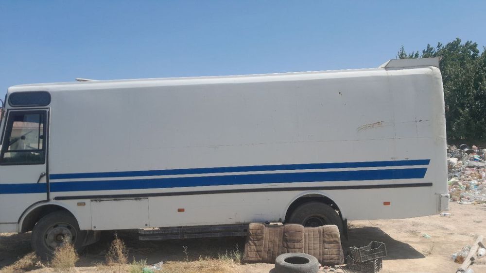 Isuzu saz oq yuk moshin