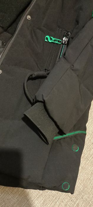 Зимняя куртка на девочку