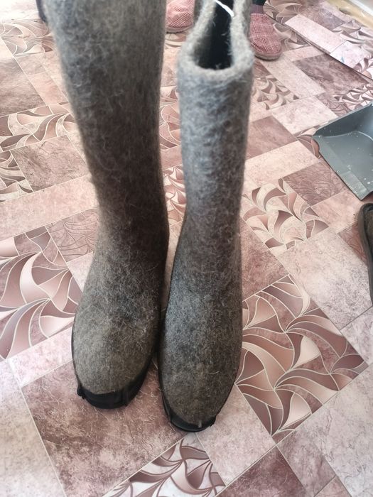 Продам новые валенки