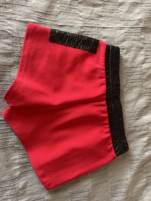 Къси панталонки Armani