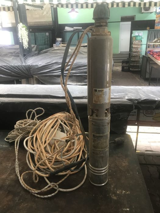 3 бр. Дълбоководни помпи за вода (Electromash, Aquapress, Ebara) – Окабелени