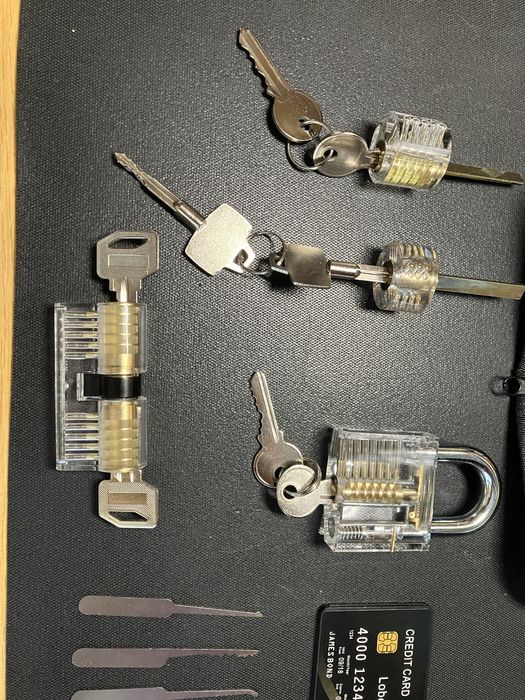 Комплект Шперцове за врати, lock pick set с тренировъчни катинари