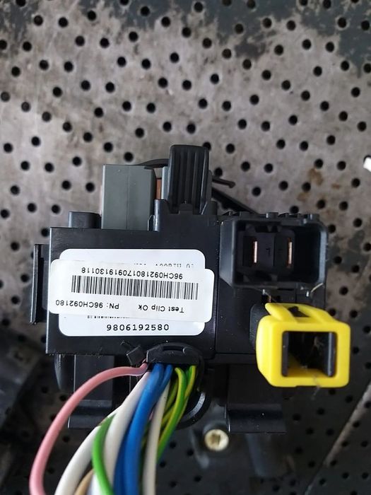 Panou tablou sigurante 1.2 vti peugeot 208 1 ca cc 9806192580