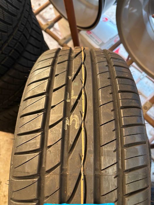 Anvelope noi de vara Sumitomo 185/65/15