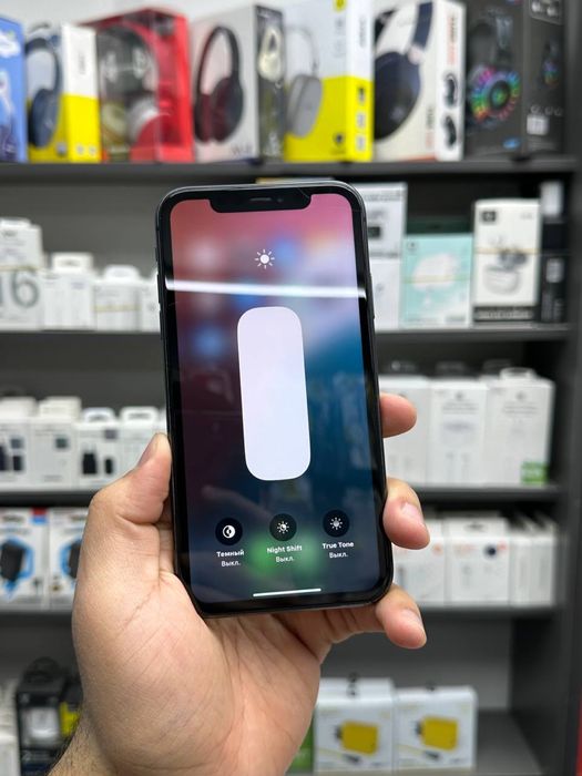 Iphone 11 sotiladi srochna 270$