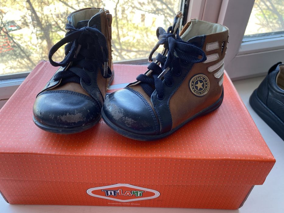 Кроссовки и туфли