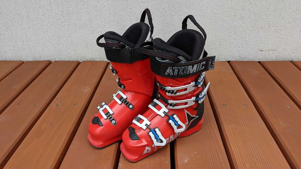 Clapari RACE Atomic marime 36.5 - 37