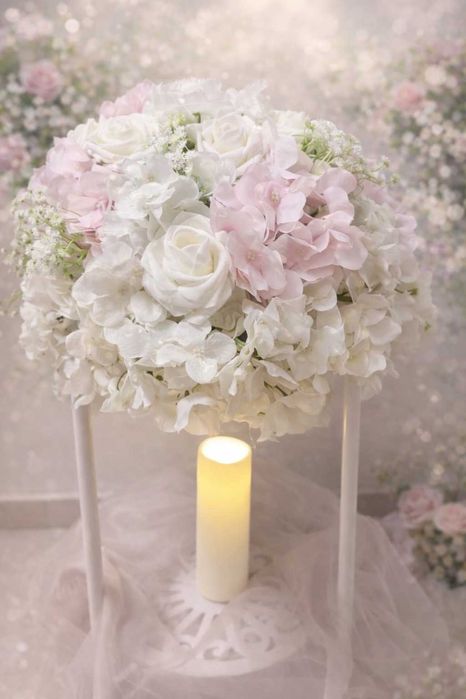 Бутикова селекция от сватбена декорация  – цветя, кутии за подаръци, LED свещи, стойка с цветна аранжировка, сватбени кошници,