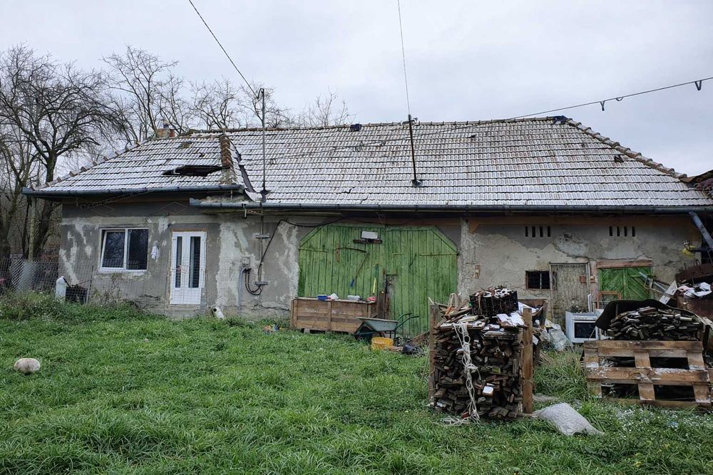 Casa Ceanu Mic,20km Cluj,10 km Turda,Suprafata 1700 mp/teren