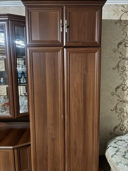 Продаётся стенка в отличном состоянии