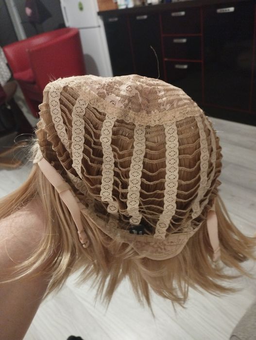 Peruca sintetica noua