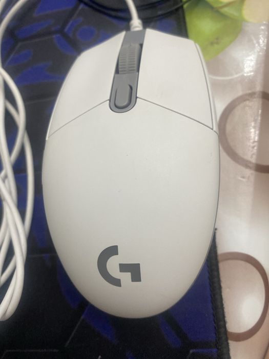 Logitech g102 почти новая