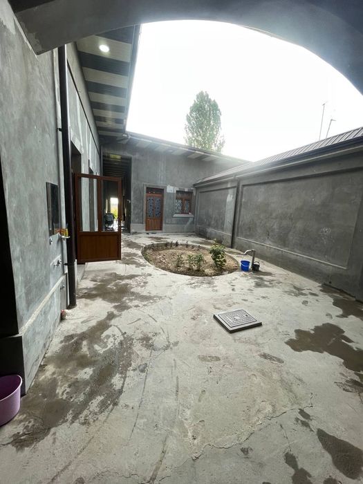 Srochna sotiladi Keles ko'k tereda uy sotiladi 5 xona 2.71 sotu