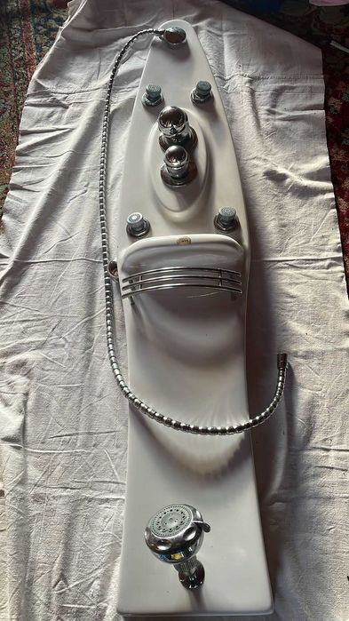 Set dus cu hidromasaj montaj perete stare buna folosit baie de oaspeti