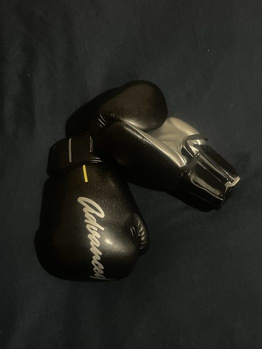 Manusi Box/Kickbox, In stare foarte buna, 12 oz