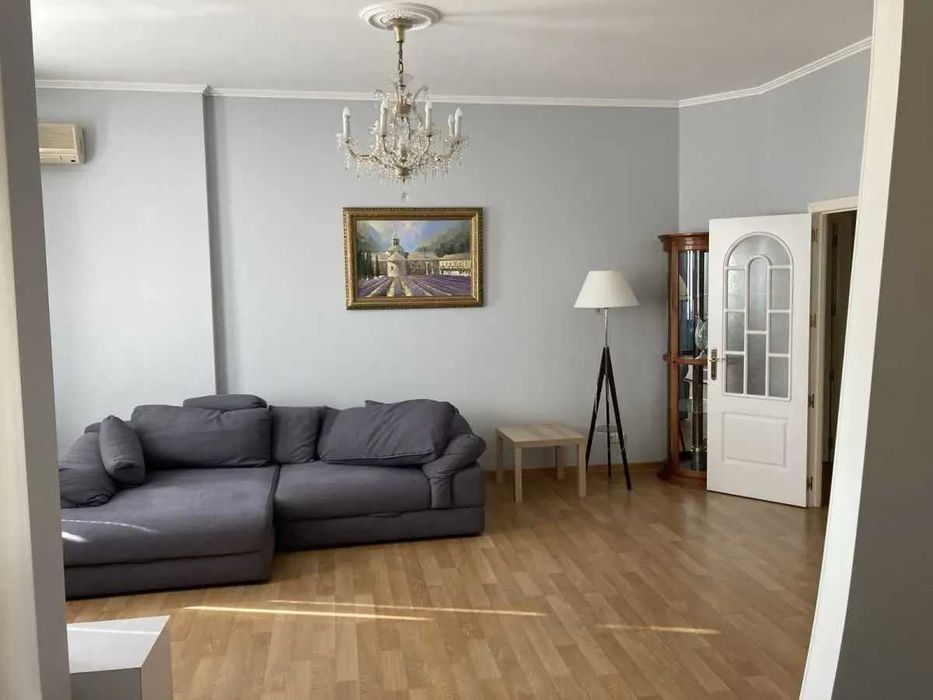 Дава се под наем Двустаен апартамент в София, Слатина - 70 кв.м за 612 € - Снимка #2