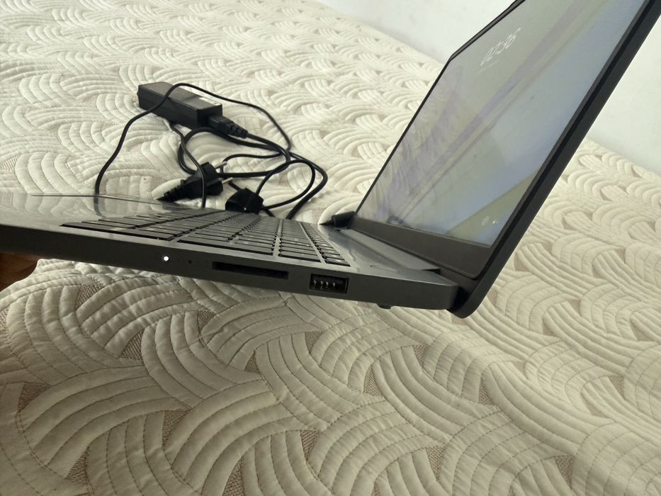 Ноутбук Lenovo IdeaPad Slim 3 15AMN8