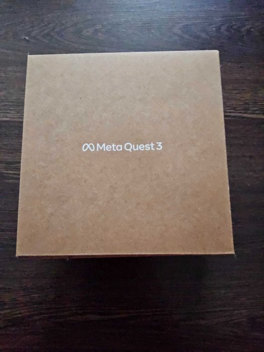 Meta Quest 3 cu accesorii