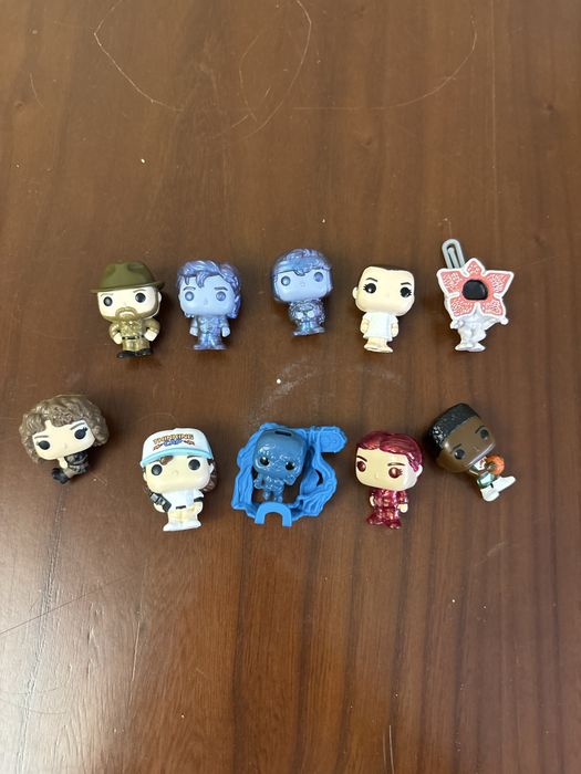 Очень странные дела kinder joy