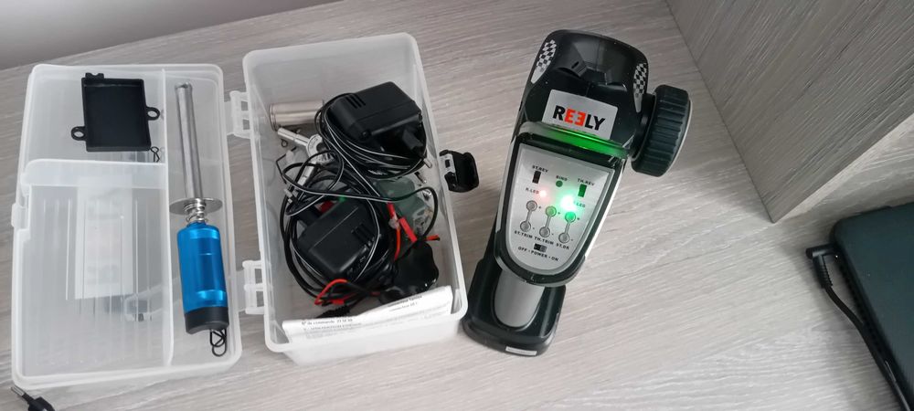 Nitro RC Reely, 1:8, 3.46cc, 1.9CP, 50km/h, ca noua, are doar rodajul ... telecomanda, pretz fix