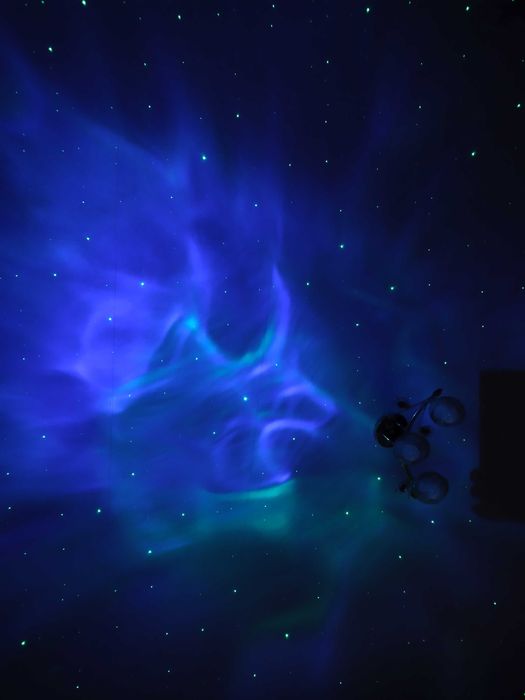 Астронавт звезден проектор