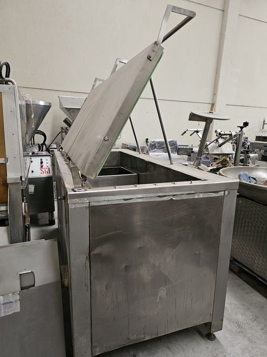 Казан за варене на меса 1 тон,3800лв