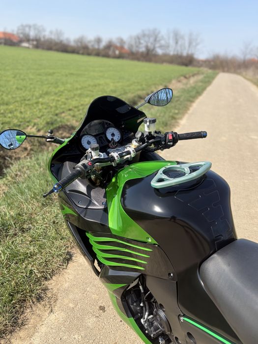 Kawasaki zzr 1400