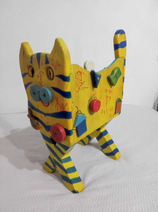 Продам стульчик детский, деревянный, ручной работы, оригинальный