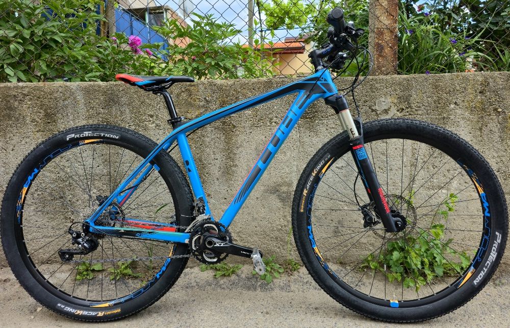 Карбонов Cube Reaction 29 цола L размер Full  XT Shimano Rockshox Reba Перфектен крос-кънтри велосипед
