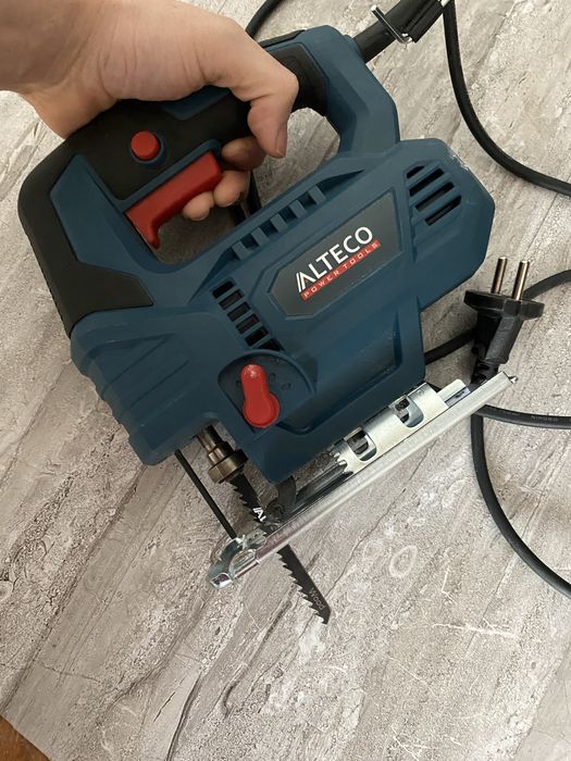 Электролобзикккее