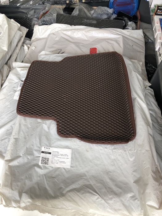 Kovrik Evakor hamma mashinalar bir xil narxda(bejviy,qora,kok,jigar)