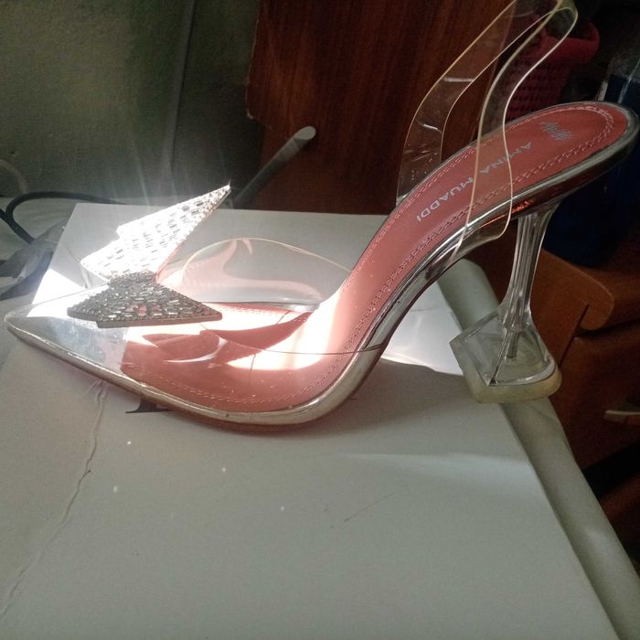 Продается женская обувь