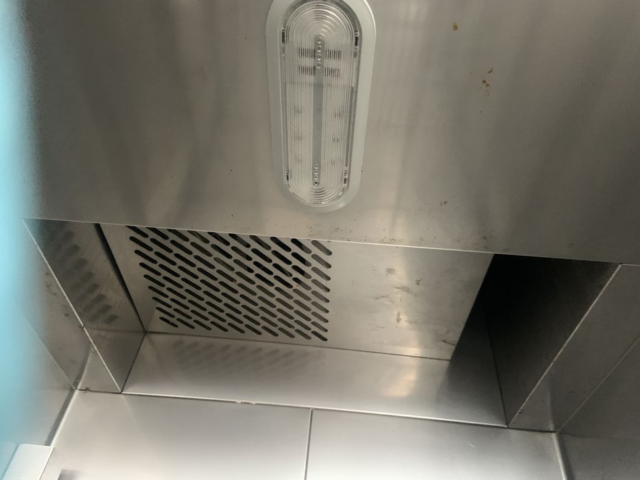 Професионален хладилен шкаф /+1 до +3 градуса/