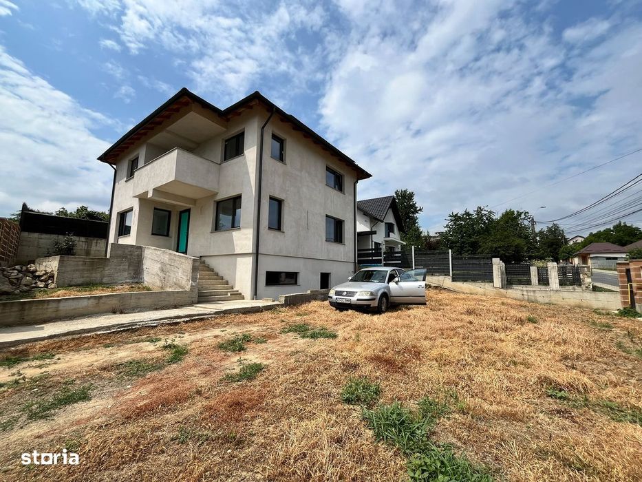 Super constructie! Vila D+P+M - zona Bucovina , 3 min Liceul Economic