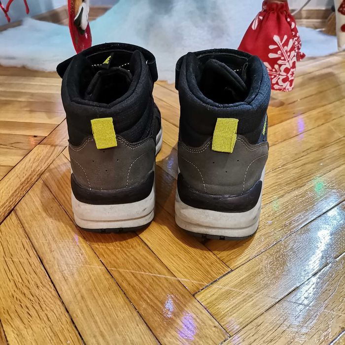 Боти спортни зимни детски