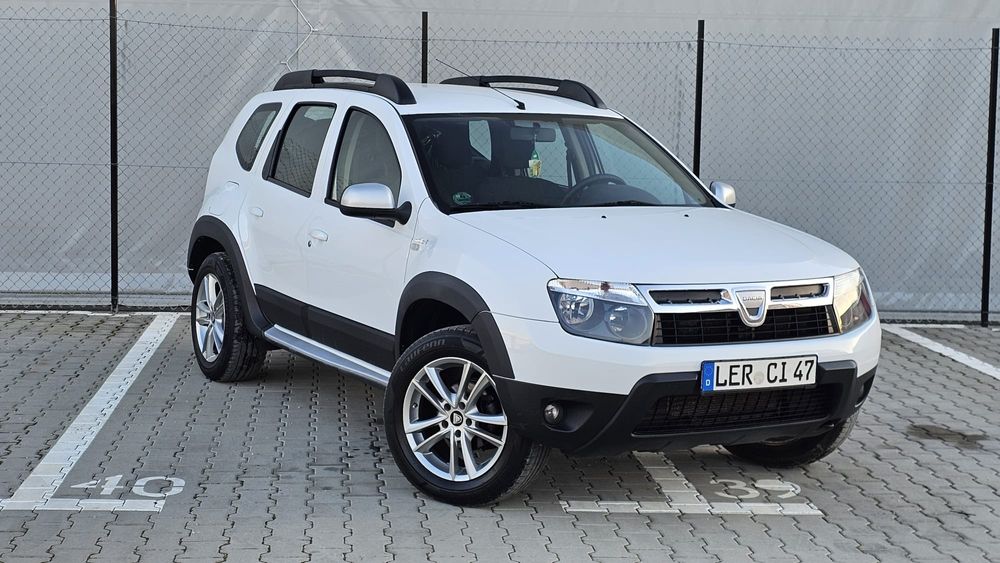 Dacia duster 4x4 .1600 benzina