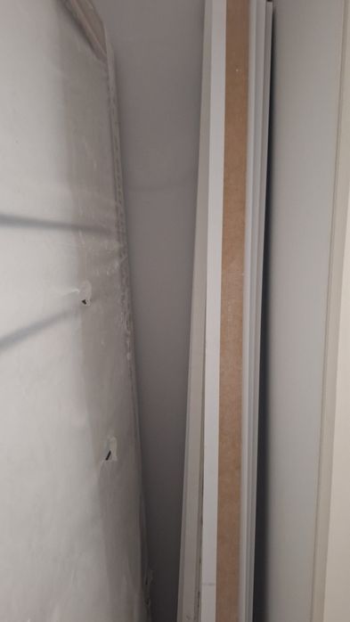 2 двери межкомнатные