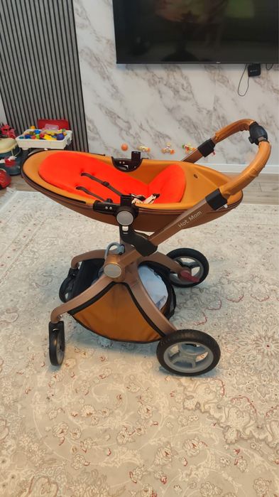 Детская коляска Hot Mom