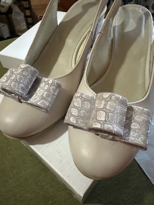 Sandale dame din piele