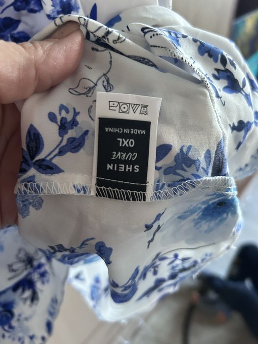 Рокля в бяло и синьо ХЛ