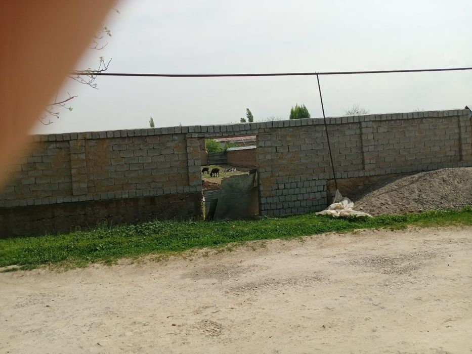 8 sotik uchaska sotiladi srochna Taraqiy maxxalasida