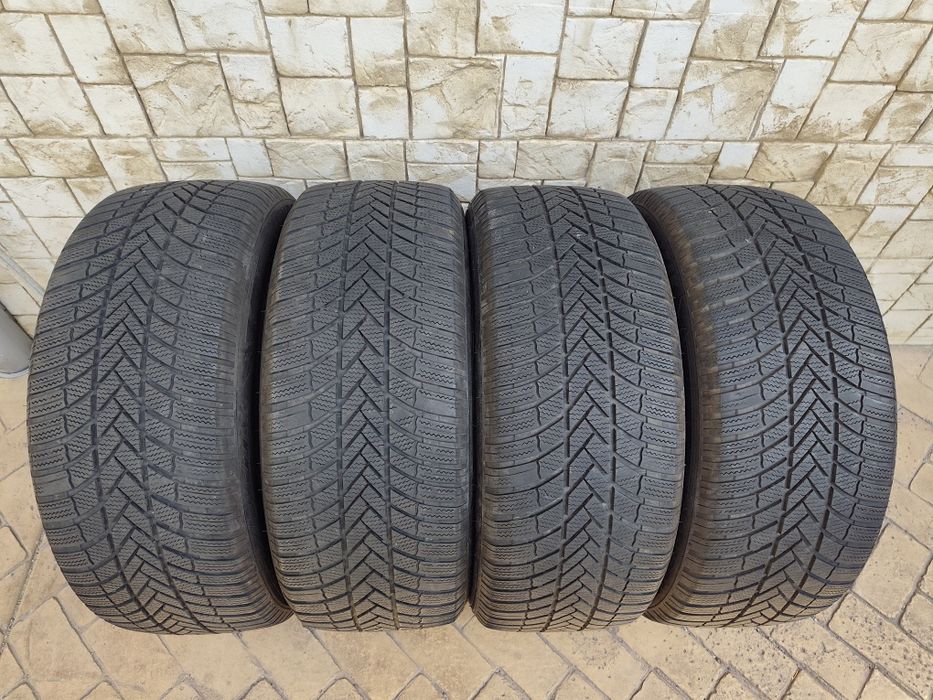 Зимни гуми Bridgestone 255/50R19  dot23 255/50/19